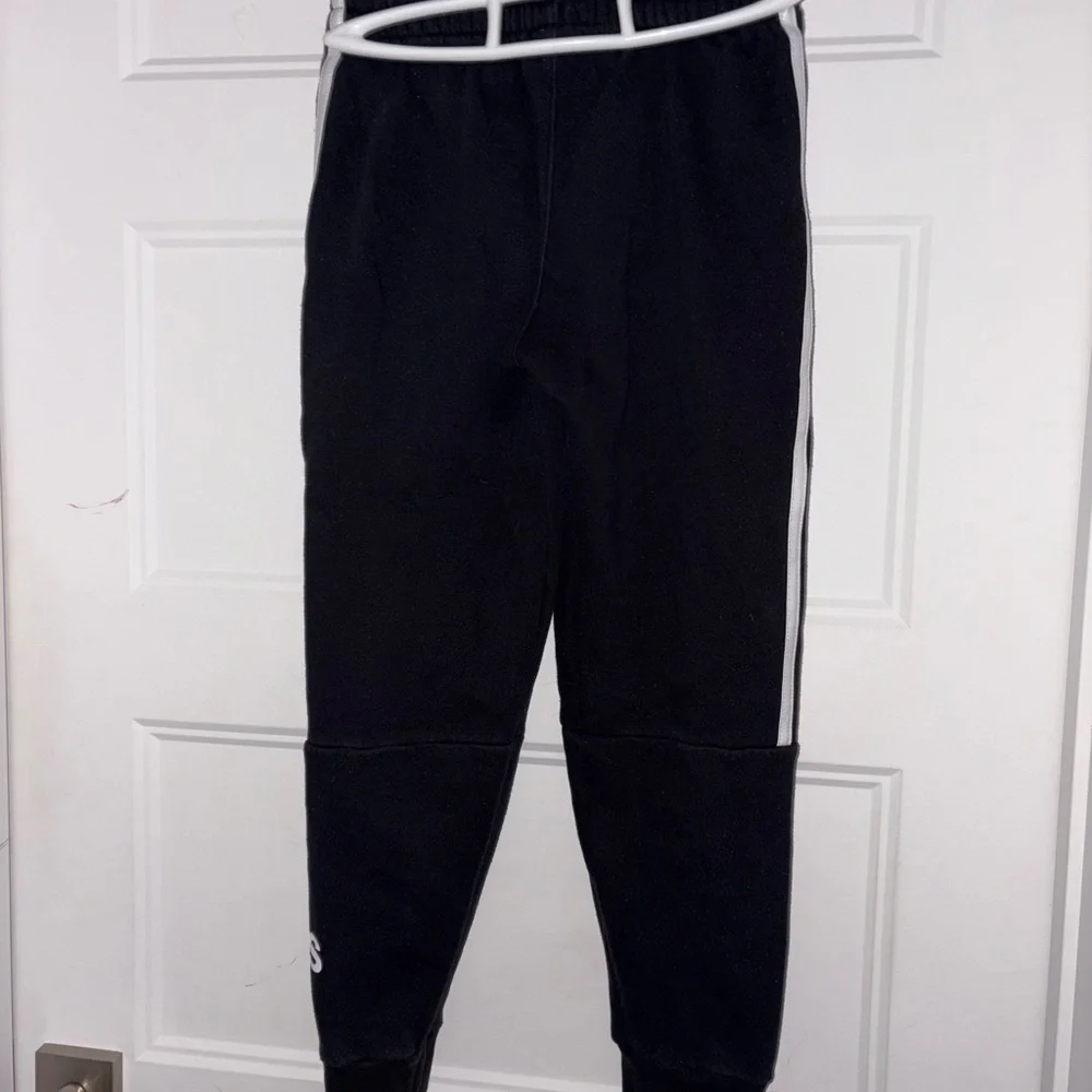 Adidas Kids Black Joggers with White Stripes Size 8 Small - Picture 6 of 9
